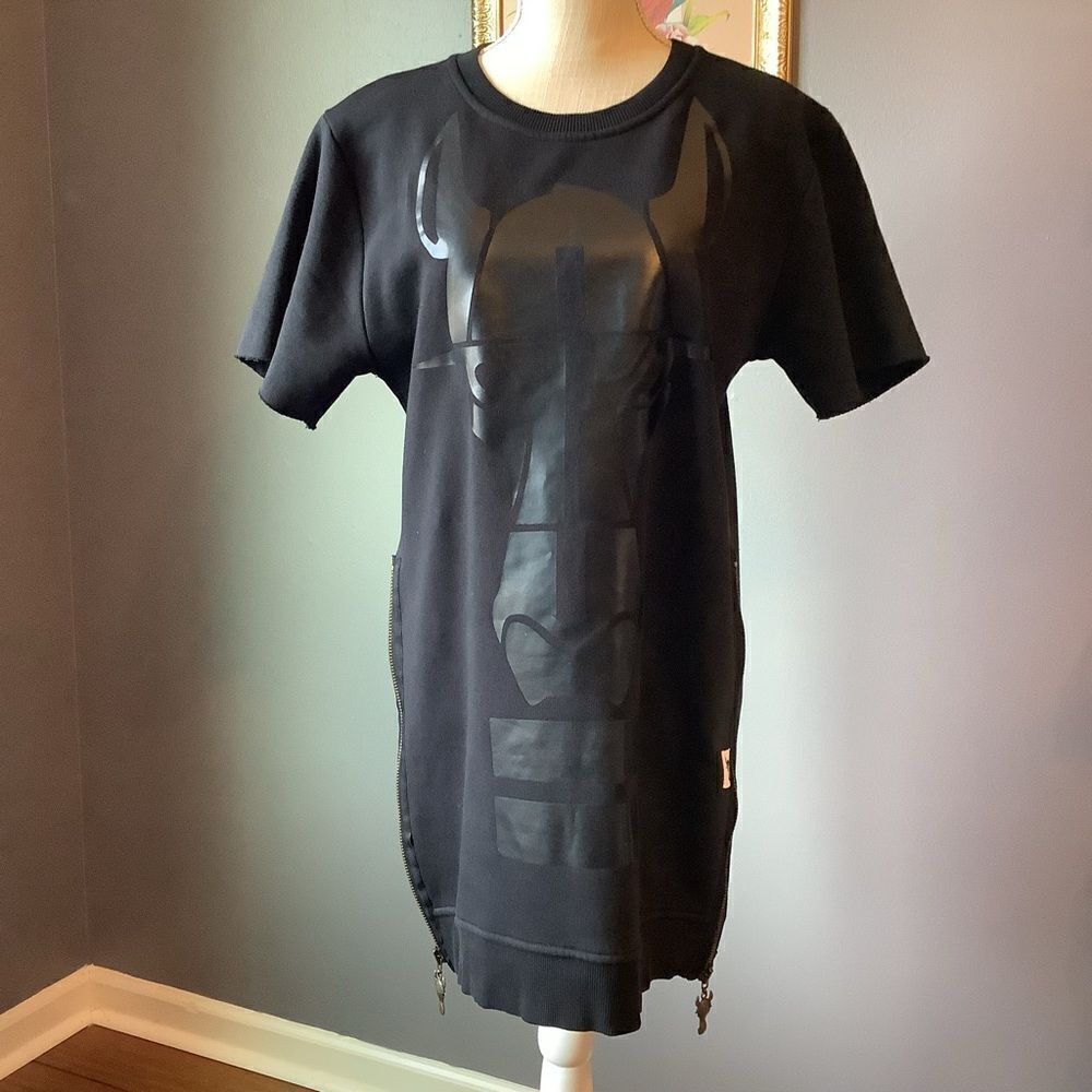 Cavallo de Ferro Street Couture‎ Dress